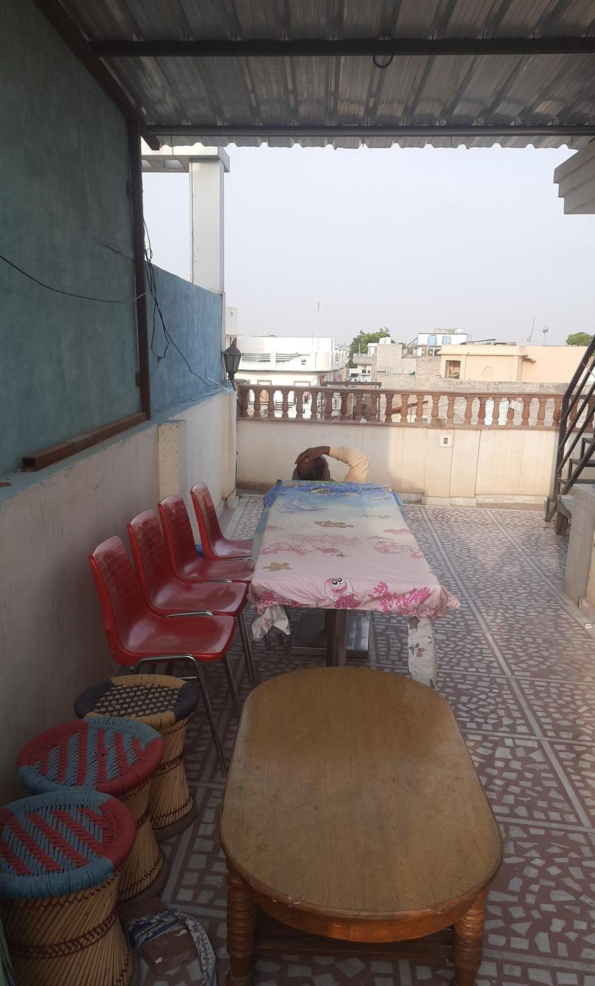 Guest house S A Haveli